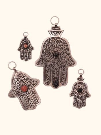 Handcrafted Metal Hamsa – Moroccan Artistry