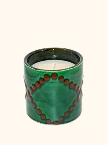 Handmade Candle in Ceramic Holder – Musk Scent